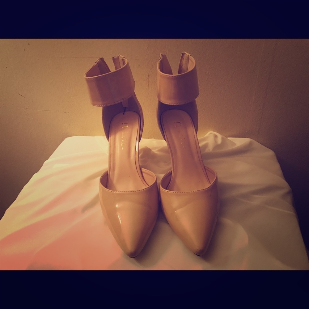 Nicole Miller Women Zip Stiletto Heel